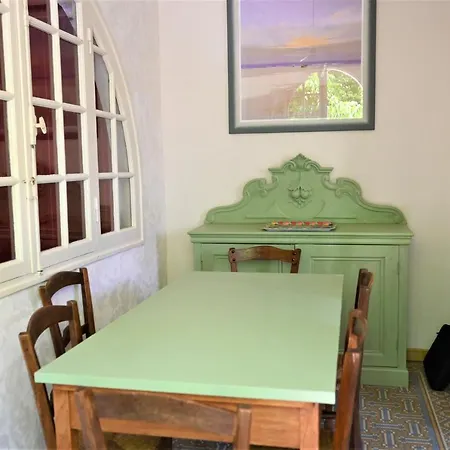 Maison Sarah Bernhardt