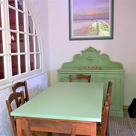 Maison Sarah Bernhardt