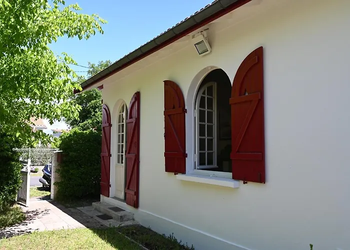 Maison Sarah Bernhardt Tatil Evi *